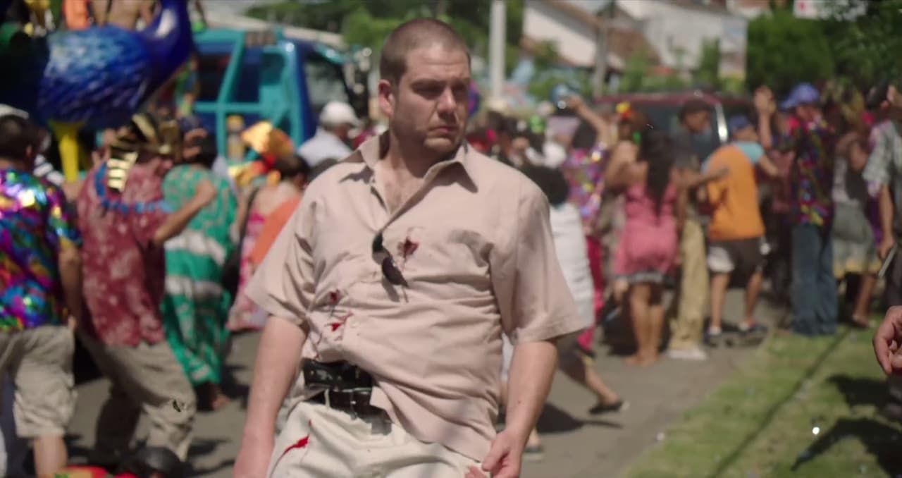 Con ayuda de Ismael y Toño, ‘El Chapo’ chantajeó a uno de los hombres de confianza de los Avendaño y tendió una mortal emboscada a Ramón Avendaño en las calles de Mazatlán, Sinaloa justo en los días del Carnaval. 
<b><a href="http://www.univision.com/series/el-chapo/el-chapo-ramon-avendano-fue-asesinado-tras-caer-en-una-trampa-de-el-chapo-escena-del-dia-video" target="_blank">Ramón murió en cuestión de segundos</a></b> a manos de los sicarios de ‘El Chapo’.