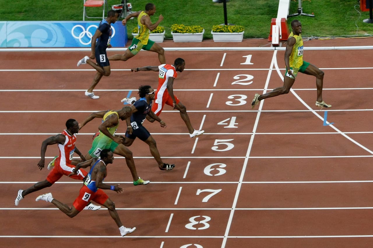 El jamaiquino logró el registro de 9.69 segundos en los Juegos Olímpicos de Pekín en 2008 y se catapultó en la historia de los 100 metros planos y del atletismo.