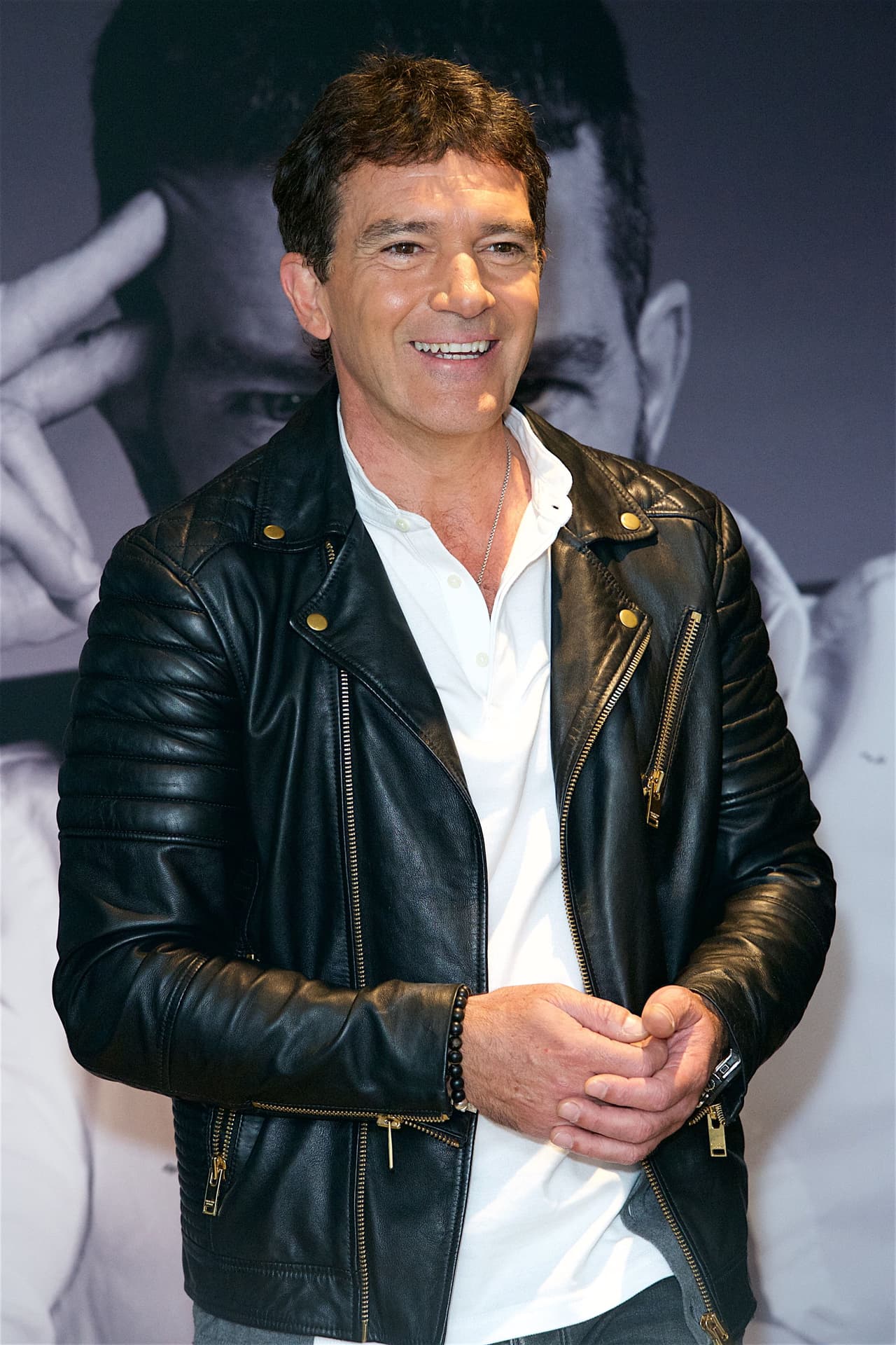 El español se convirtió ahora en un renombrado diseñador.