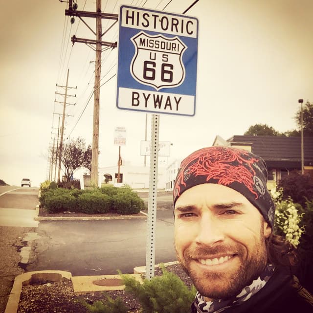 De cualquier forma roba el corazón de todas las mujeres.