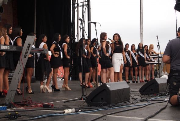 Música, fiesta y un gran ambiente se vivió este domingo en Plaza Fiesta, donde más de 80 mil personas disfrutaron de las Fiestas Patrias junto al equipo de Univision 34.