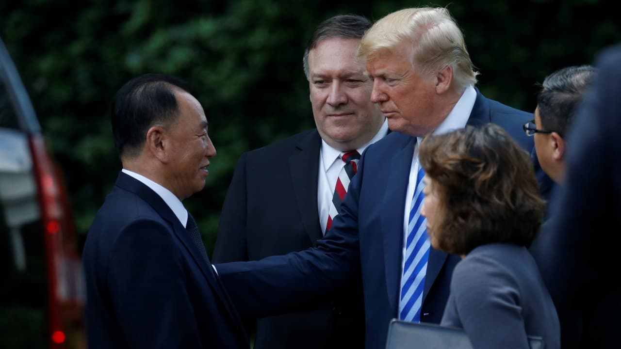 Una semana después de cancelarla, Trump confirma que irá a la cumbre con Kim Jong Un el 12 de junio en Singapur 
