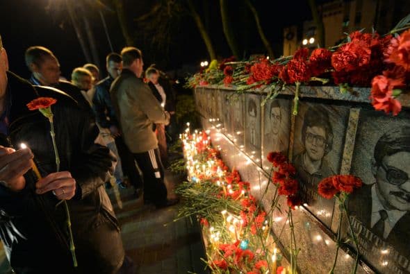 Casi toda la población de Bielorrusia sufrió en mayor o menor medida la contaminación causada por la mayor catástrofe nuclear de la historia en la ciudad ucraniana muy próxima a Bielorrusia, que según los expertos se vio afectada incluso más que Ucrania por las consecuencias del accidente de 1986.