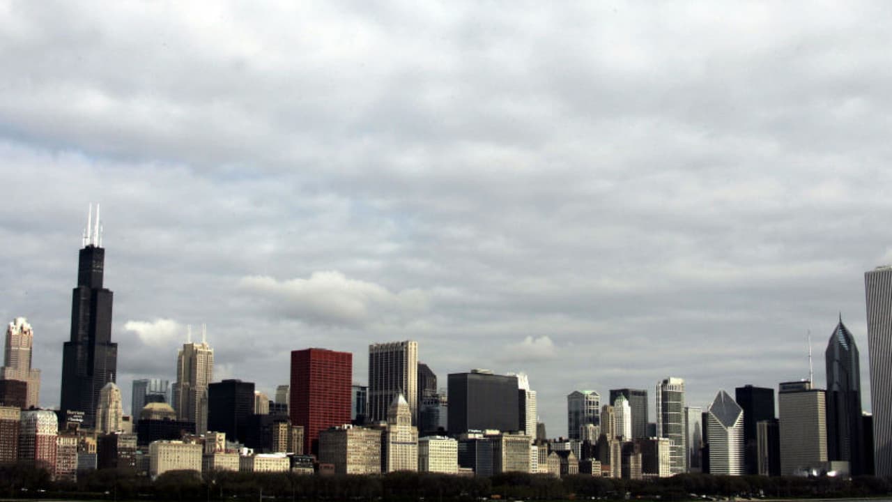 Periodos de nieve posibles este jueves, especialmente en cercanías del Lago Michigan.