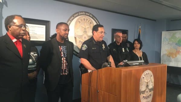 Jefe de la Policía afirma que “Austin no es Ferguson” tras muerte de joven afroamericano 