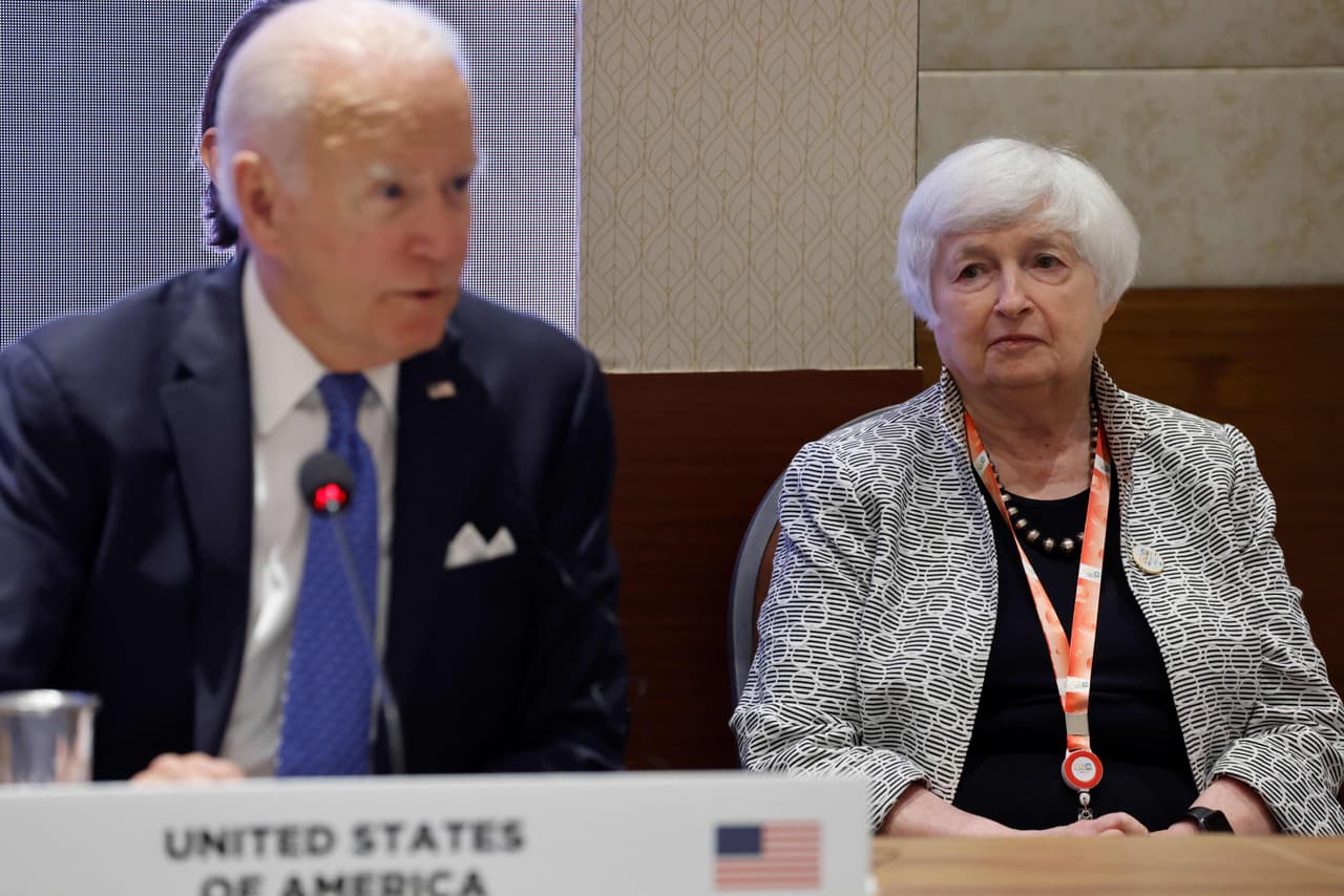 Deuda nacional de Estados Unidos llega a $33 billones: ¿por qué el gobierno no lo considera preocupante?