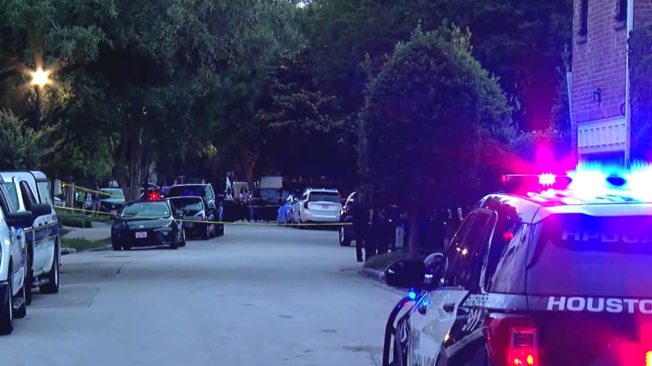 Investigan la muerte de dos adultos y dos menores en vivienda de River Oaks