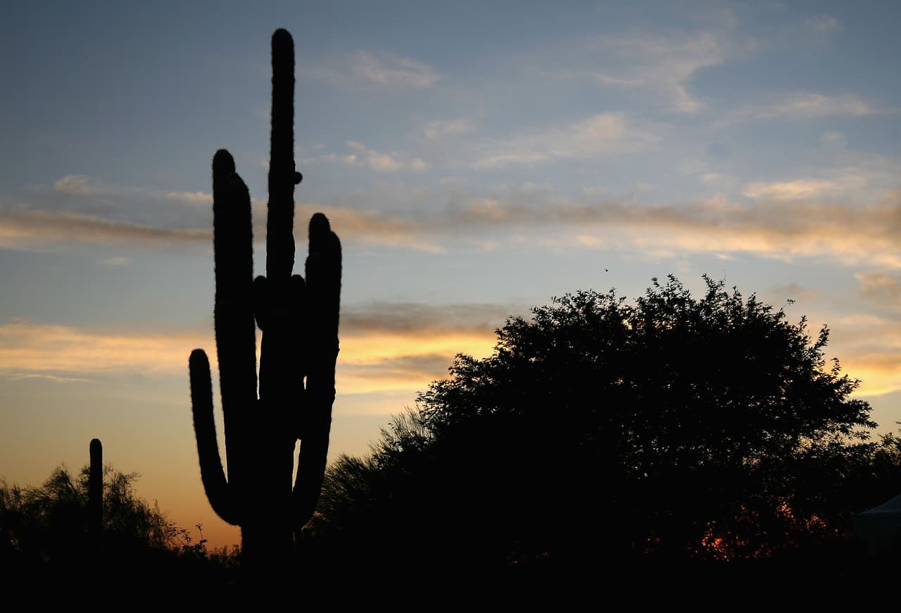 Este atardecer fue captado después de la segunda ronda del Abierto Frys.com en Grayhawk Golf Club en Scottsdale, Arizona.
