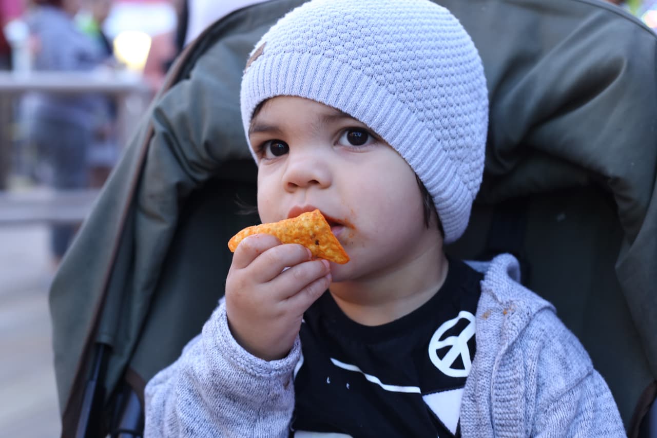¿Creen que Matteo sea una estrella como su mami? al menos ya es un experto frente a las cámaras.