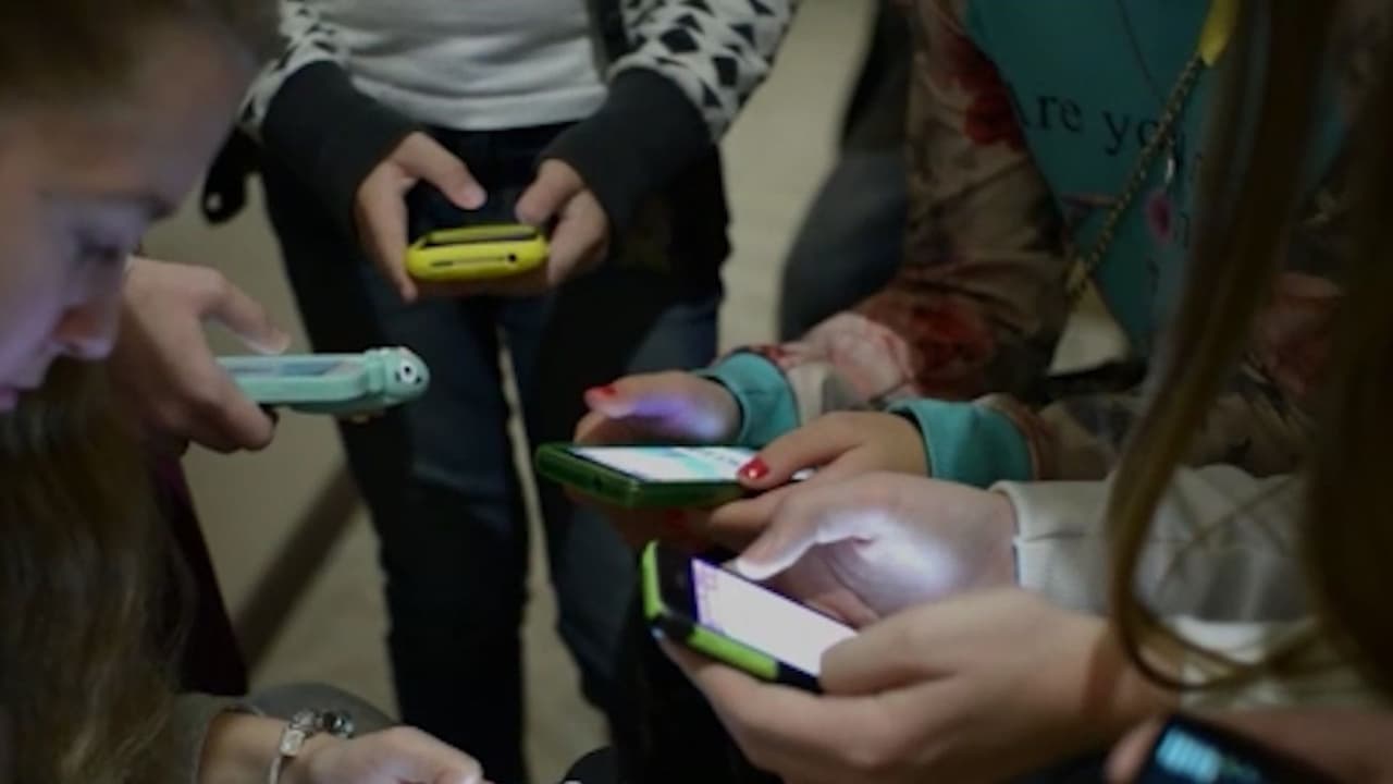 Meta acuerda pagar $18 mil millones tras demanda por impacto en jóvenes