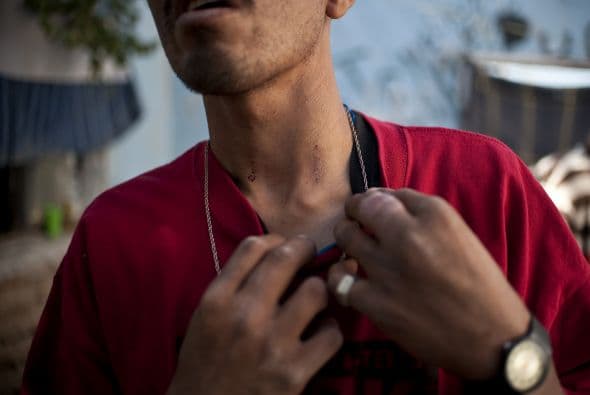 "Ha prometido la ayuda y movilización de recursos pero seguimos esperándolos", dijo a la AFP José Antonio Rivera, director del público pero autónomo Centro de Integración Juvenil.