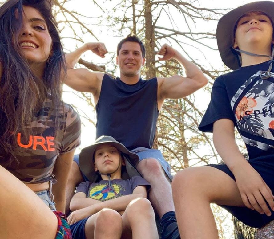 "Me da vergüenza contar esto", reconoció ante la cámara.
<br>