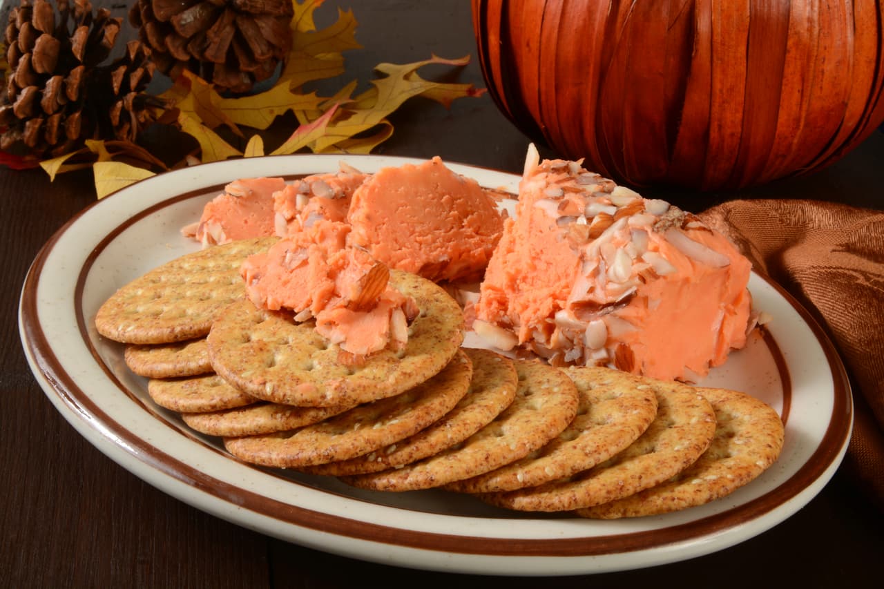 Lo fantástico de las galletas es que básicamente puedes combinarlas con cualquier cosa que se te antoje.