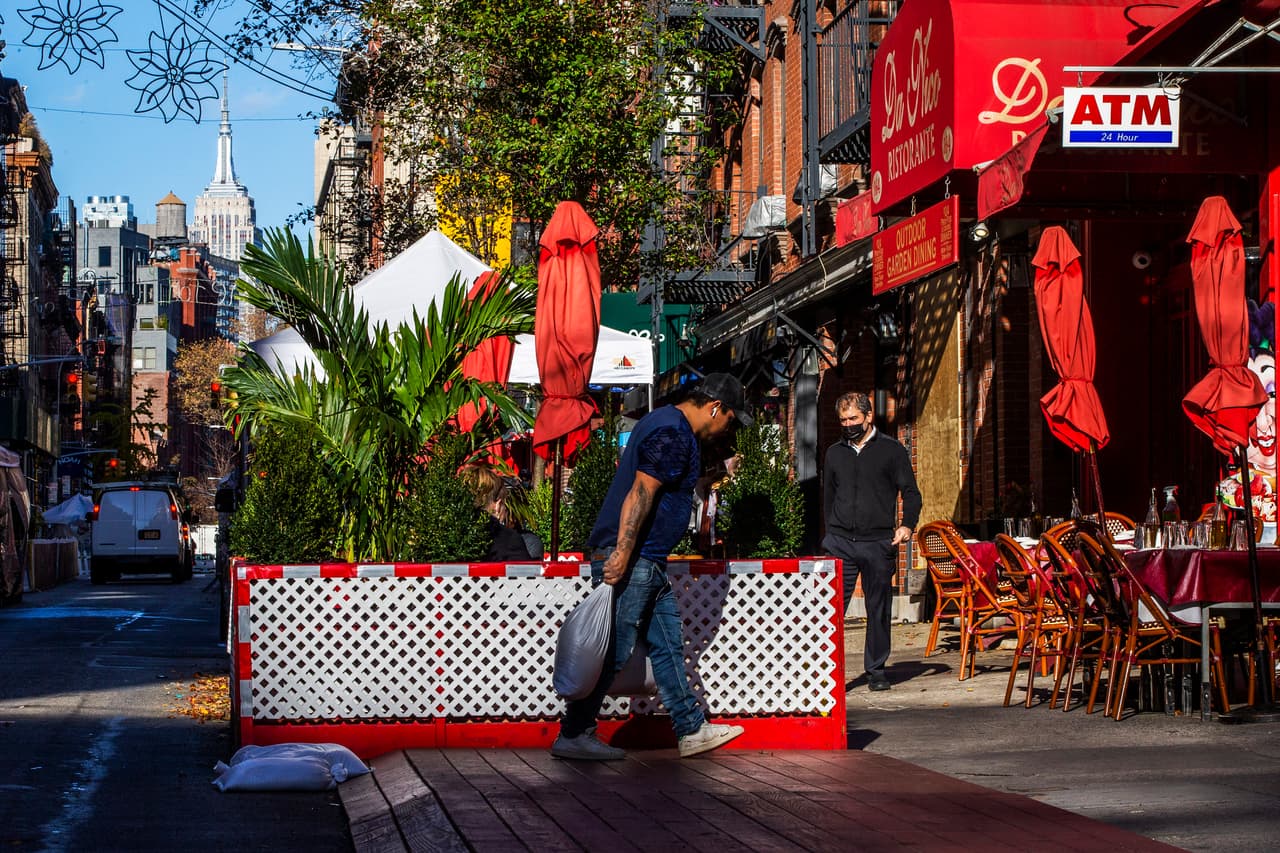 Zonas amarillas y naranjas de NYC se preparan para aplicar restricciones contra el coronavirus 