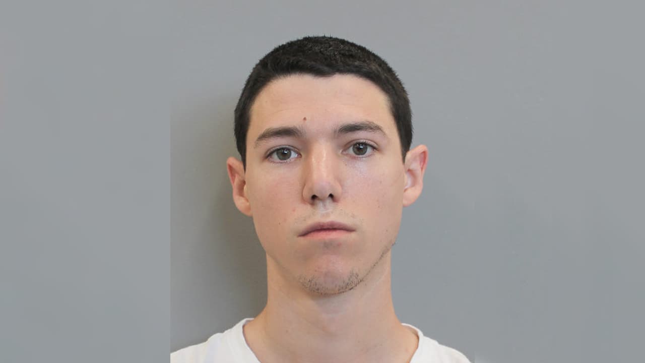Acusan a joven de ocasionar la muerte de su bebé en un ataque de ira en el norte de Houston