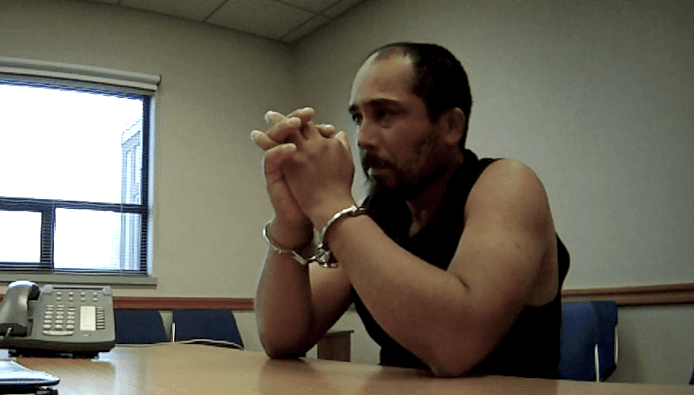 Corte Federal detiene la deportación de un mexicano que denuncia haber sido violado en custodia de ICE