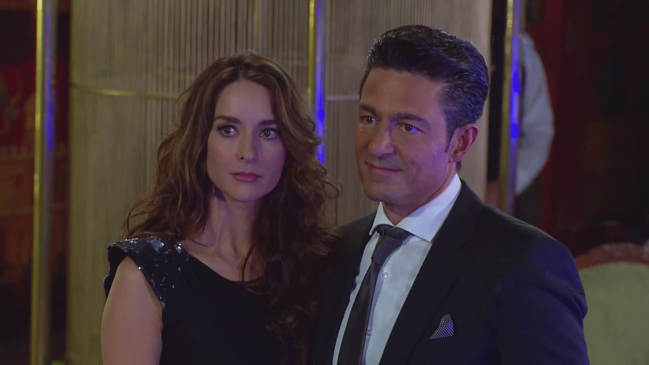 Sin embargo todavía intenta convencer a Eladio de que David es su hijo.