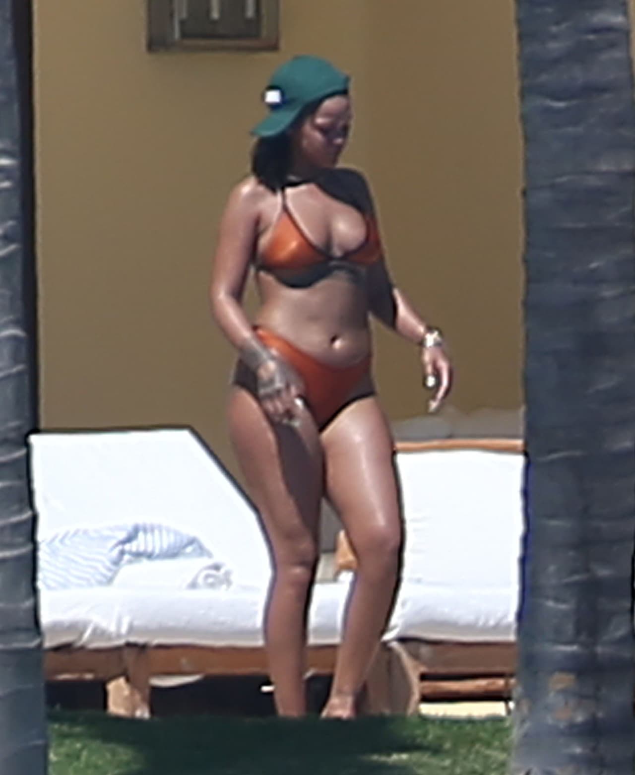 Rihanna pasó unos días de descanso en Casa Aramara, un condominio de lujo en Puerto Vallarta, México.