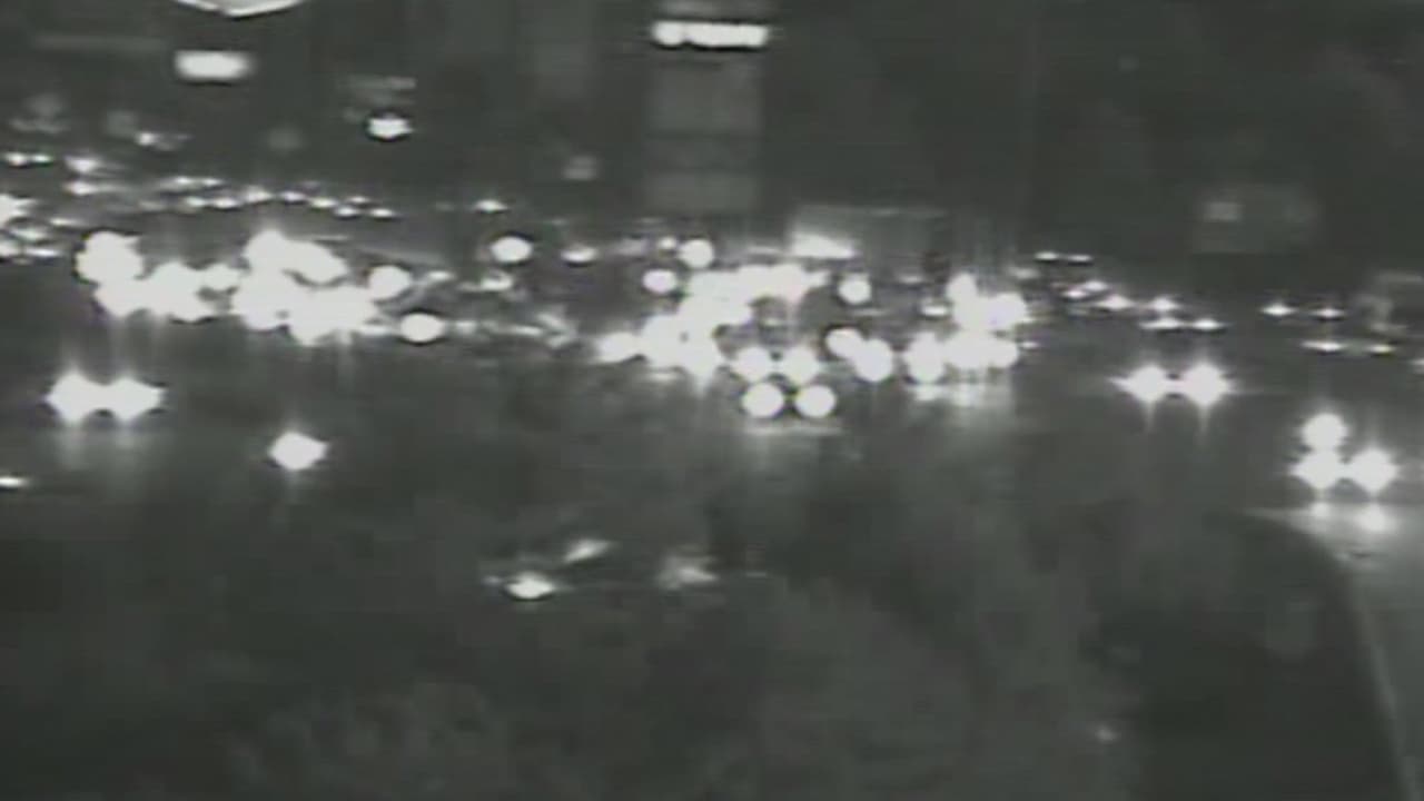 Un choque vial que involucra varios vehículos causa gran congestión en la I-45 Norte