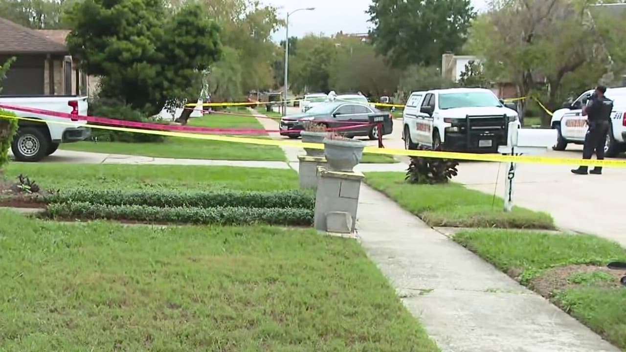 Vecinos reaccionan al asesinato de dos mujeres y a la violación de una niña de 12 años al noroeste de Houston