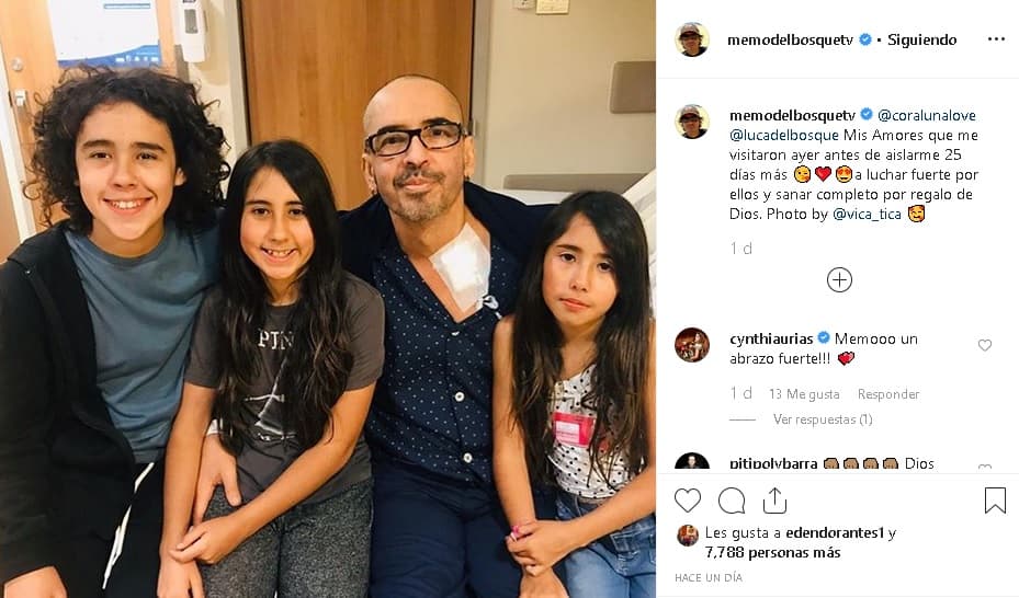 "
<b><a href="https://www.instagram.com/p/B5ZE1_zAqvK/" target="_blank">Mis amores</a></b> que me visitaron ayer (miércoles) antes de aislarme 25 días más. A luchar fuerte por ellos y sanar completo por regalo de Dios", escribió Del Bosque.
<br>