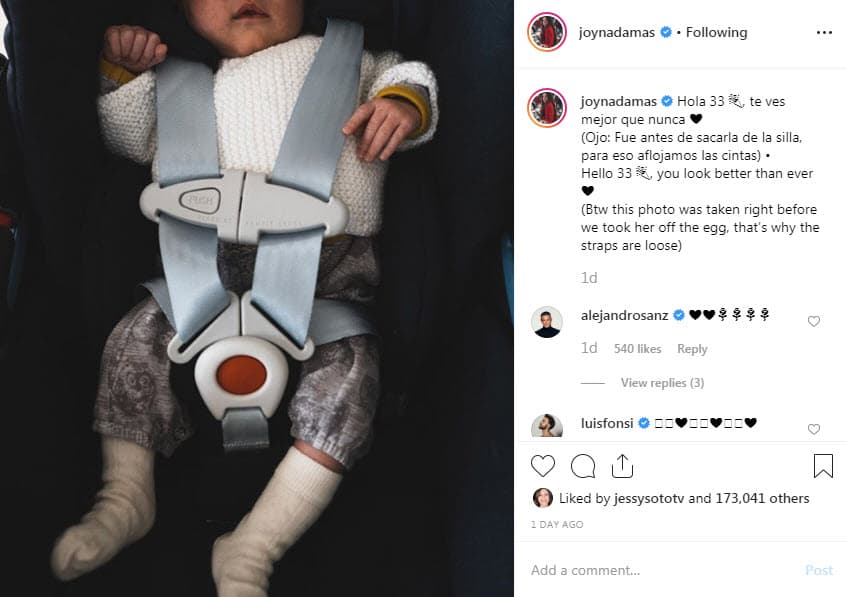 Para festejarlo, el 21 de junio pasado estuvo junto a su primogénita y compartió esta tierna imagen de la bebé.