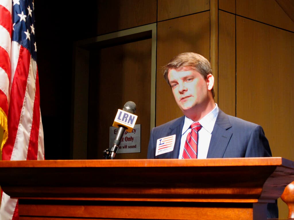 Muere por covid-19 el congresista electo de Louisiana, Luke Letlow, de 41 años 