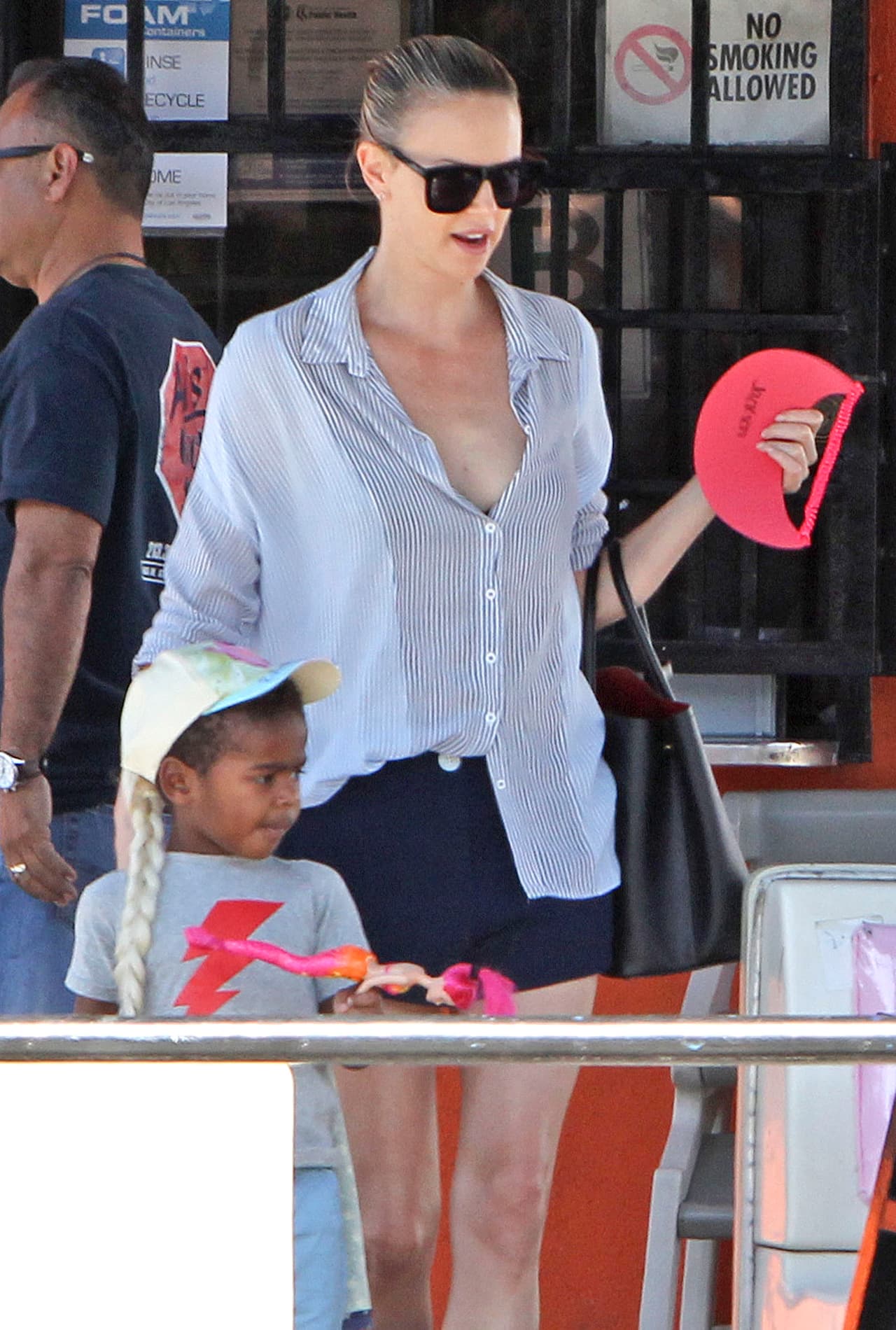 ¿O fueron por un postrecito?