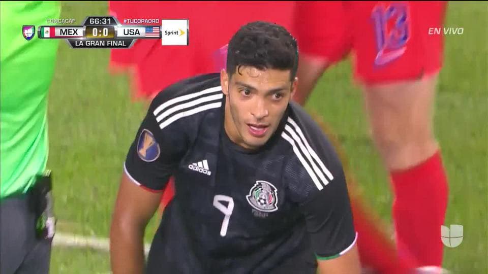 Tiro de esquina para Mexico