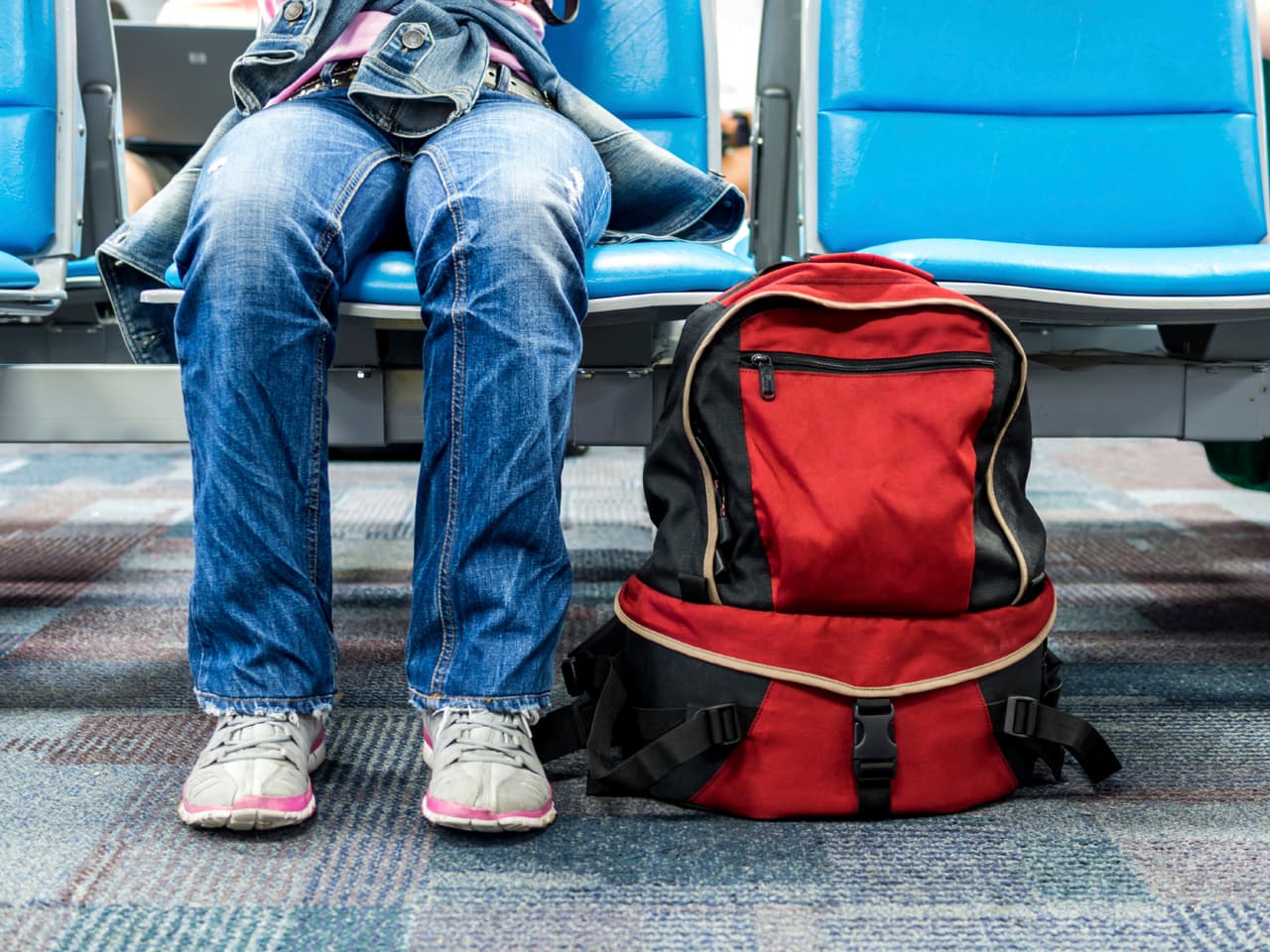 Aeropuerto LMM ajusta medidas de seguridad tras ataques en Bélgica