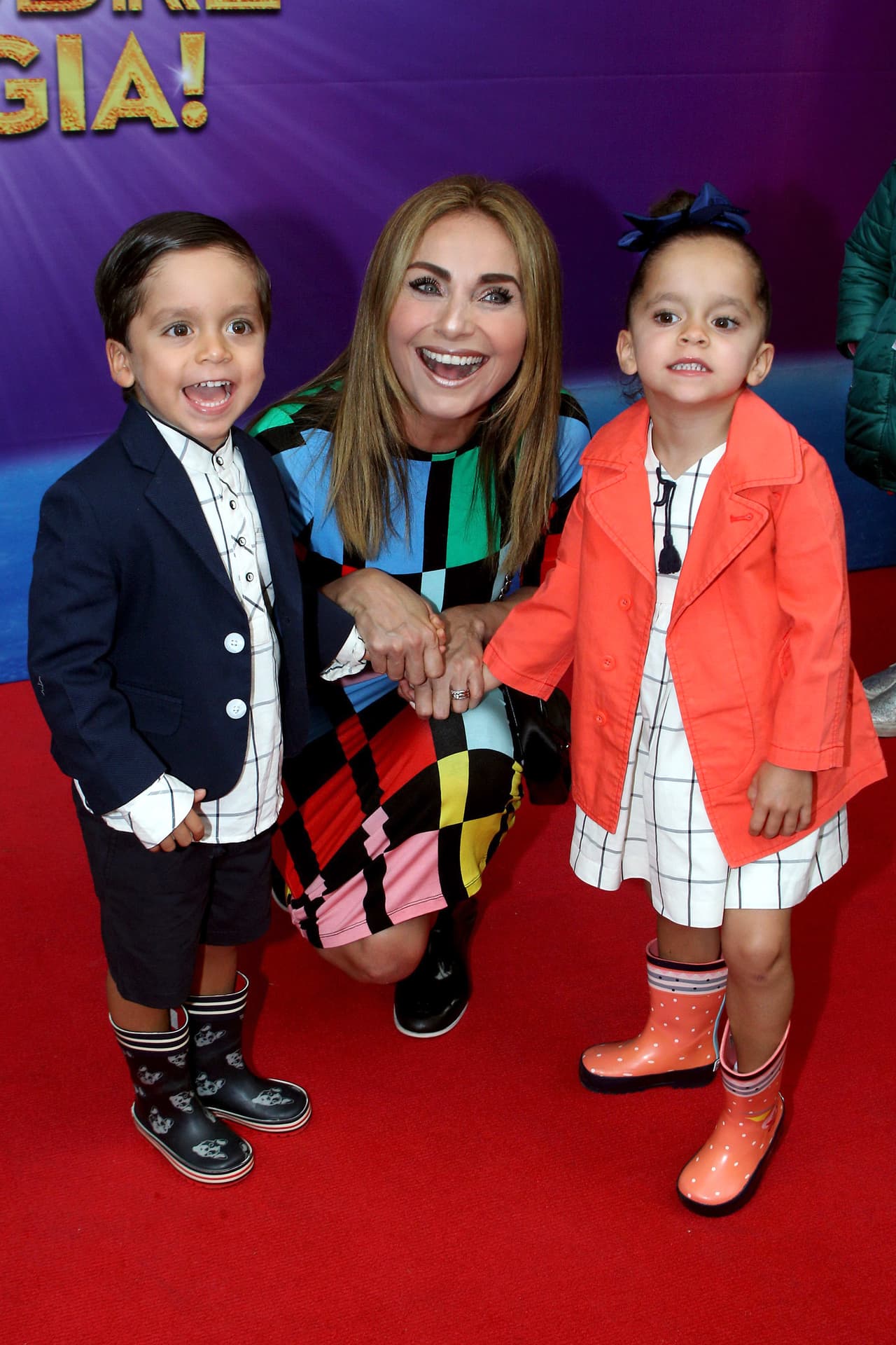 Elizabeth Álvarez, tal como sus seguidores, también cree que sus hijos son muy parecidos físicamente a su padre.