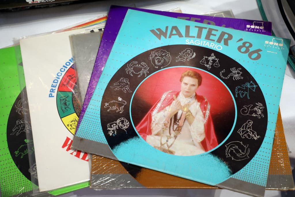 La cumbre del éxito le llegó en los años 90 mientras trabajaba en Univision, en Miami, en el programa Primer Impacto donde se convirtió en referencia del mundo astrológico hasta 2010, una labor que retomaría en 2015 a través de su página web.