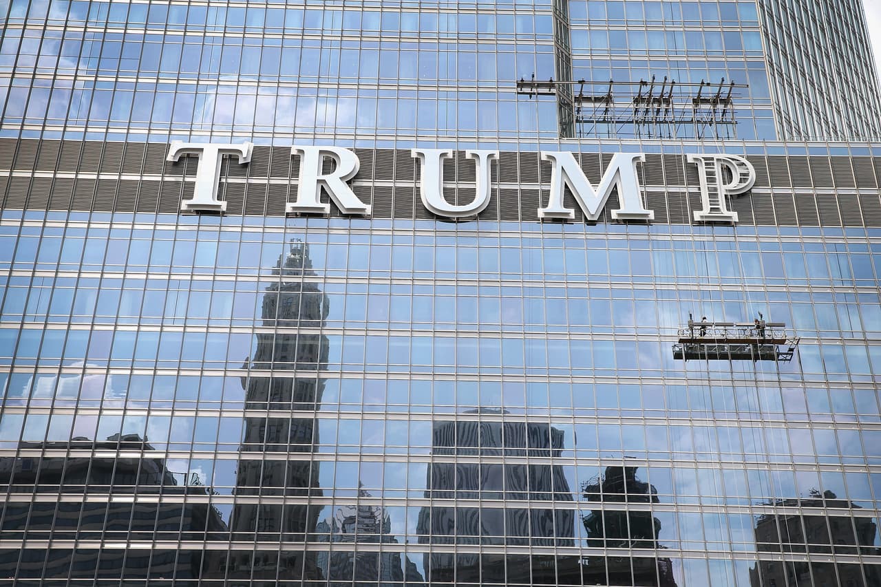 Un hotel en Toronto paga millones para deshacerse de la marca Trump