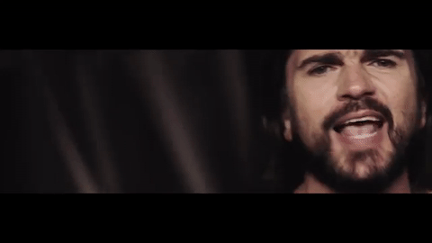 <b>TU ENEMIGO - PABLO LÓPEZ Y JUANES</b>
<br>Una genial colaboración entre el español Pablo López y el colombiano Juanes, con un fuerte y lindo mensaje social.