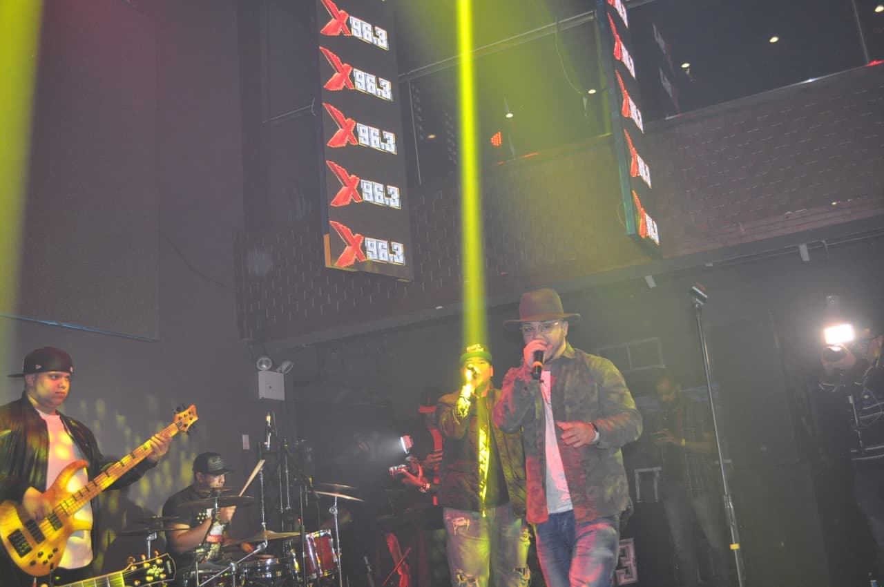 Los fans de La X disfrutaron nuestro concierto exclusivo con Jory Boy en Stage 48.