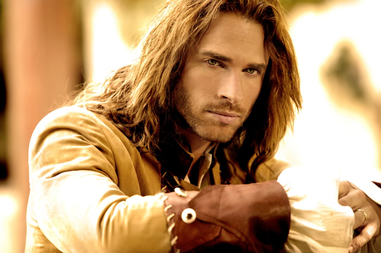 <b><a href="http://www.univision.com/temas/sebastian-rulli">Sebastián Rulli</a></b> fue el tercero en discordia entre la pareja protagónica, pues él era el primer galán de 'Camilia', pero el destino impidió su amor.