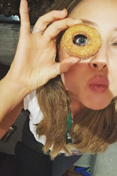 No sólo es bella, sino también sociable y ocurrente, algo que le gusta mucho a sus seguidores.