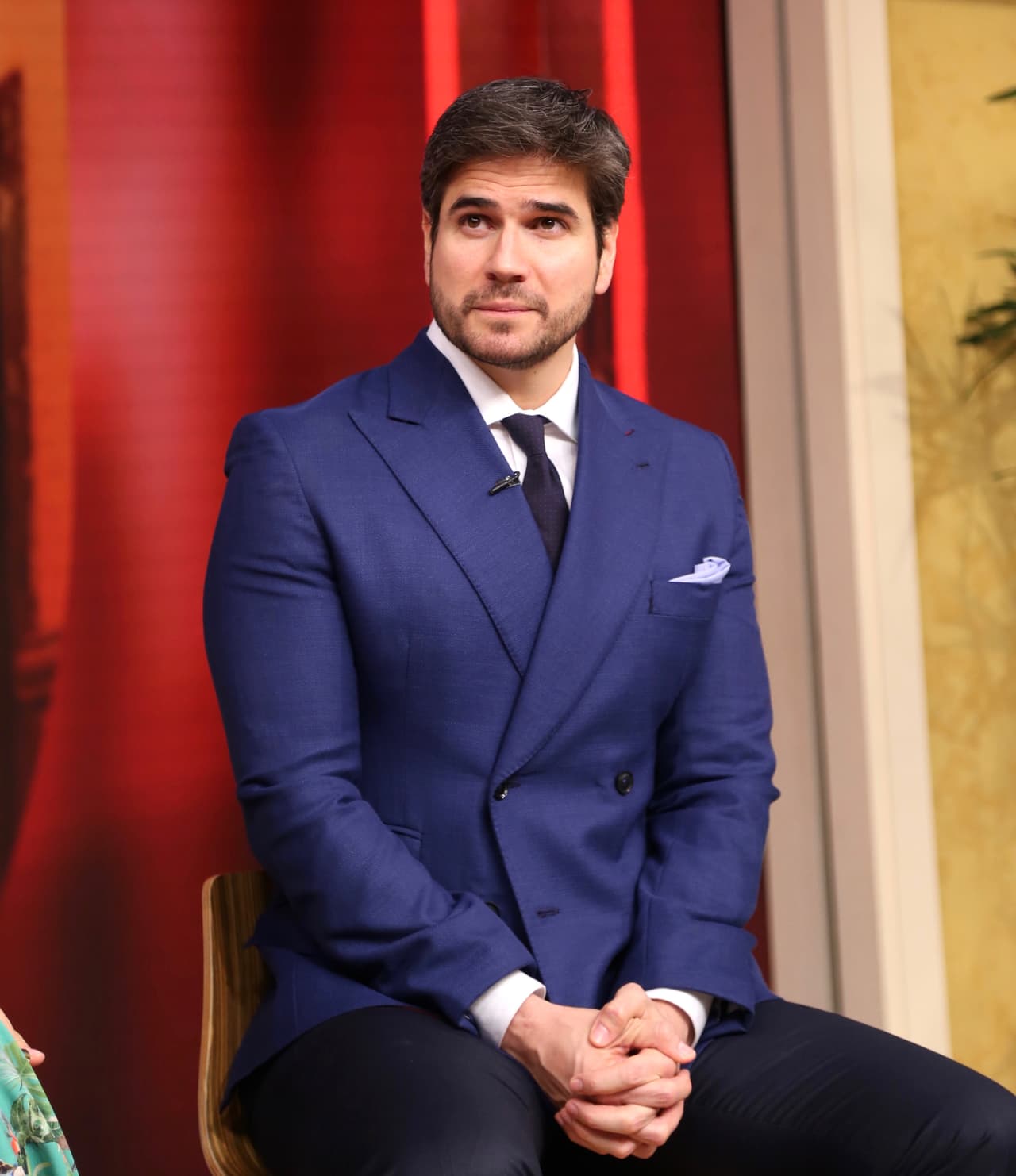 Por ahora, Arenas dijo en 'Montse & Joe' que prefiere dejarse 
<b>"sorprender por la vida"</b> y no le gusta ser un hombre tan arraigado con las cosas. 
<br>