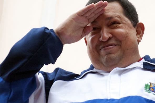 En enero de 2010 el gobierno les expropió un centro comercial enclavado en la zona capitalina de La Candelaria. Chávez dijo en numerosas ocasiones que la ubicación de ese centro comercial era inadecuada y que, debido a su tamaño, provocaría un aumento en el ya elevado congestionamiento vehicular en la zona, por lo que ordenó su expropiación.