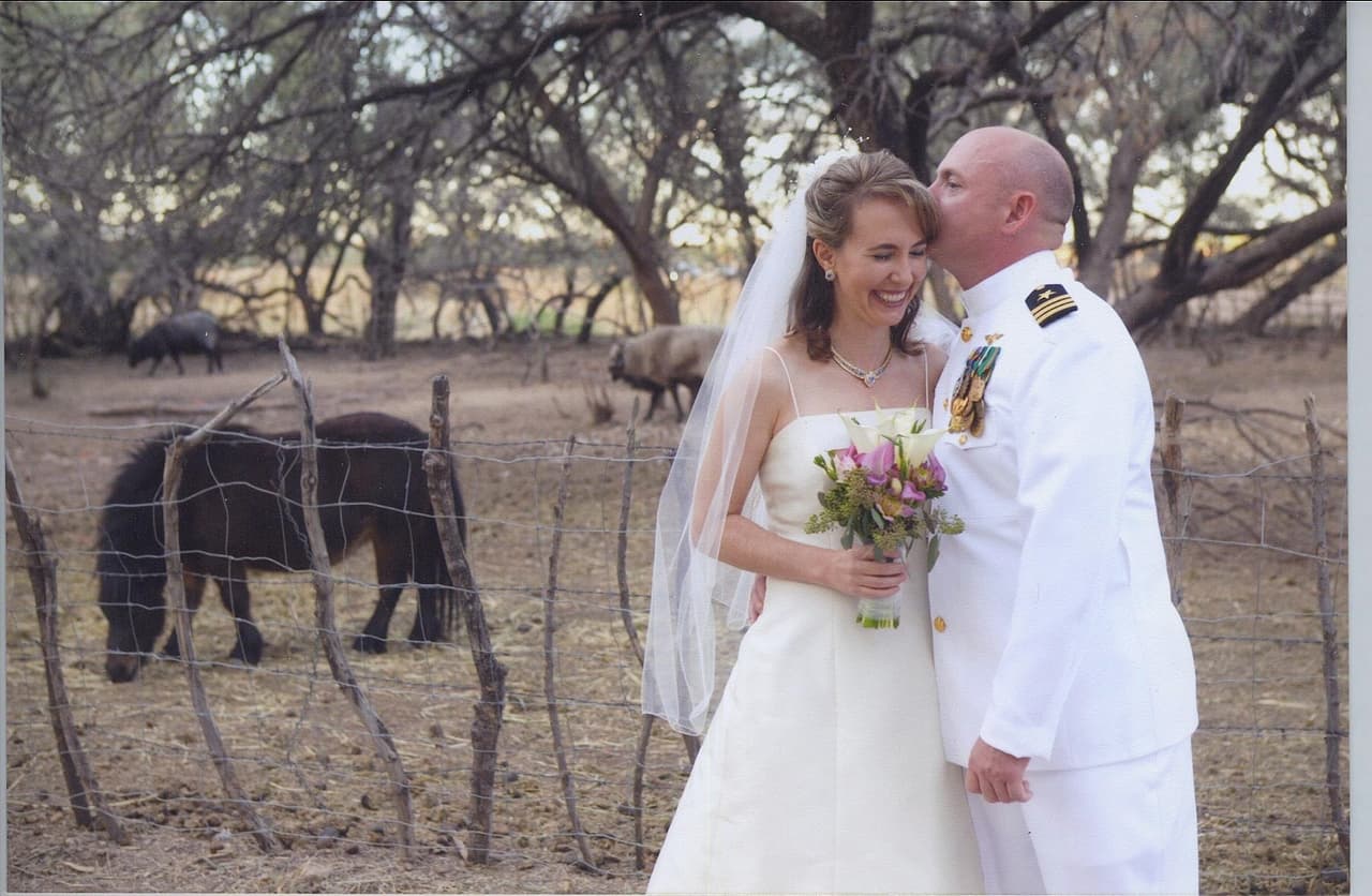 Mark Kelly el día de su boda con la ex congresista Gabrielle Giffords.