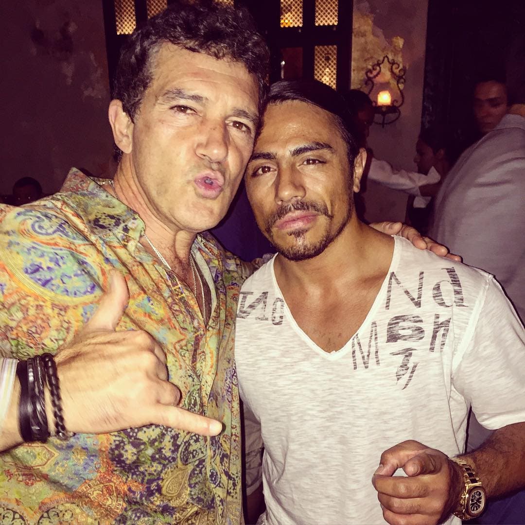 Antonio Banderas dejó a un lado sus grabaciones para visitarlo y conocerlo de cerca.