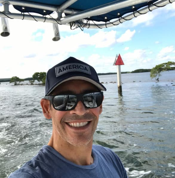 Disfrutando de una tarde hermosa en el mar. (Noviembre 13, 2016)