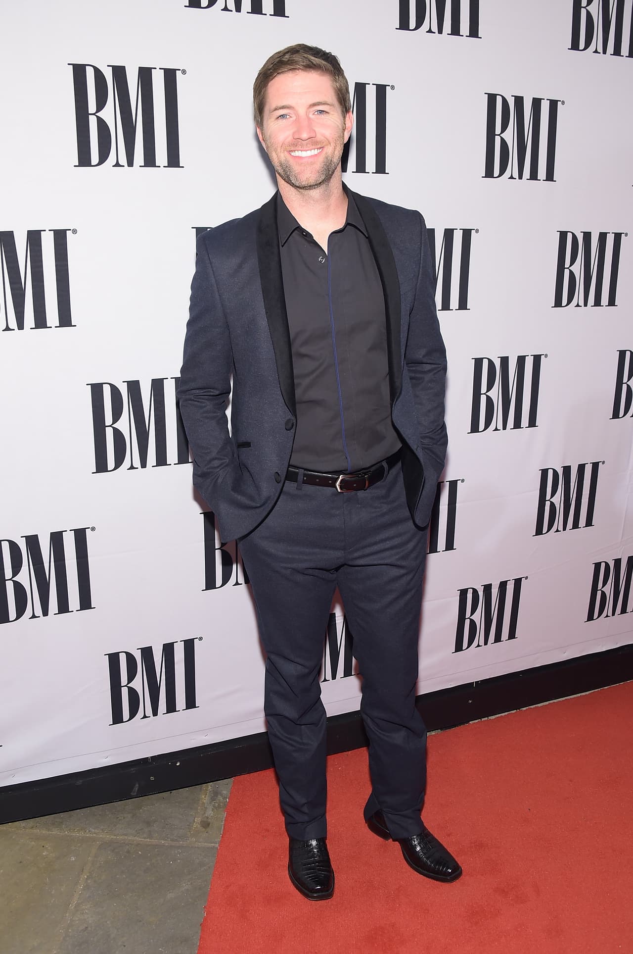 Josh Turner lanzó en octubre del año pasado su último álbum titulado ‘I serve a savior’ y de acuerdo con su
<a href="https://joshturner.com/" target="_blank">página oficial</a>, su tour tiene fechas programadas hasta noviembre próximo.