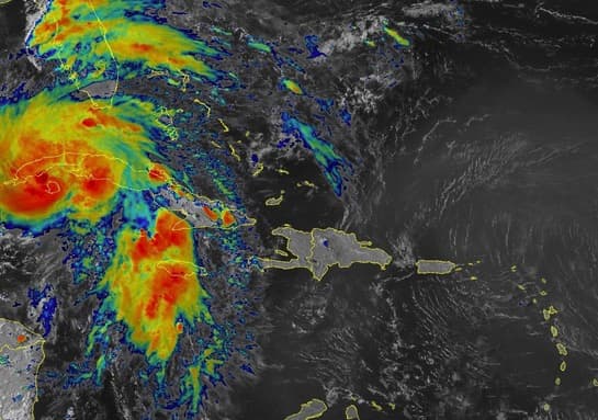 El huracán Ida impacta el occidente de Cuba con vientos de 75 millas por hora