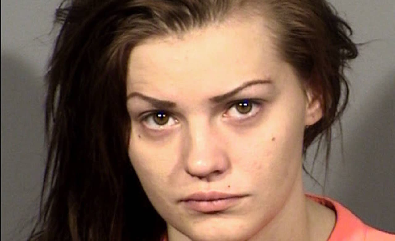 Por no pagar manicure: condenan a mujer que atropelló mortalmente a gerente de salón de belleza