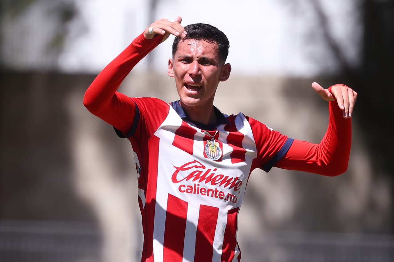 Chivas Sub-23 choca y empata ante Puebla en Verde Valle
