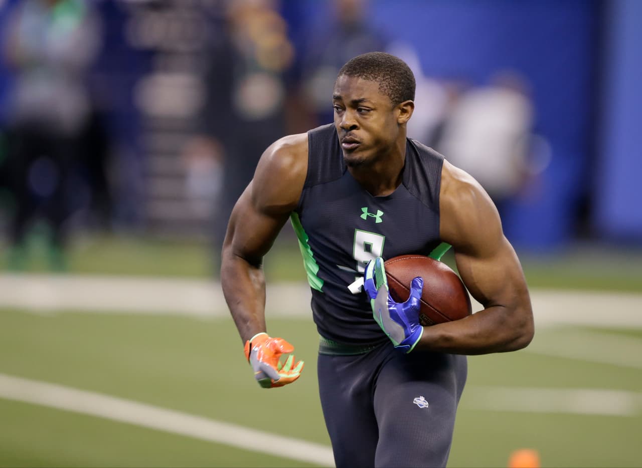 25 PITTSBURGH STEELERS CB ARTIE BURNS -- MIAMI