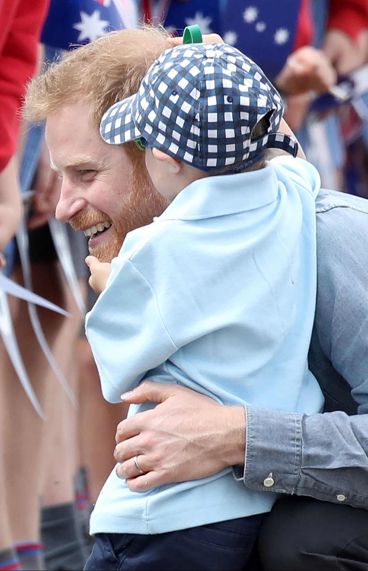 Missy Higgins, que no aclaró de dónde sacó el dato de los 4 meses de embarazo, 
<b>si lo especuló o si fue Meghan Markle quien se lo dijo</b>, también se llevó una excelente impresión por parte del príncipe Harry.