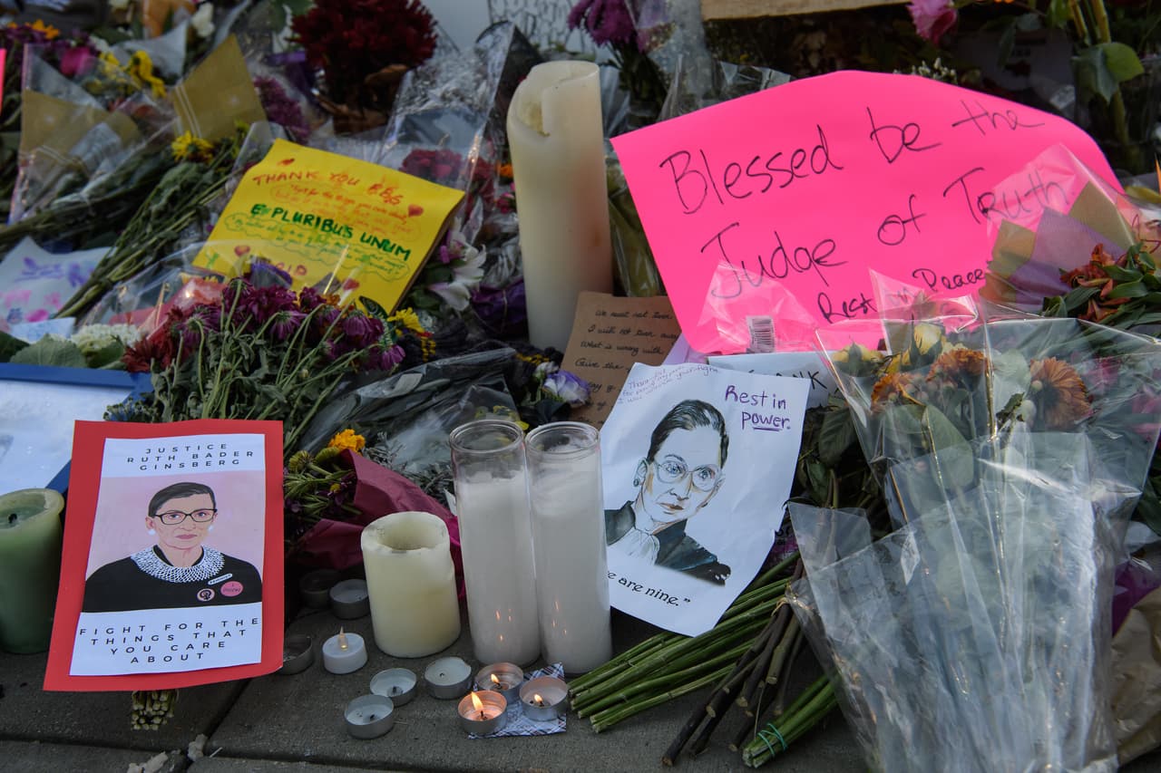 Por qué el fallecimiento de Ginsburg pone en riesgo el futuro de Obamacare en la Corte Suprema