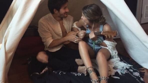 Ricky quedó impactado por la belleza de la guapa regia.